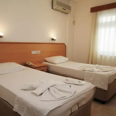 格伦酒店 Çeşme